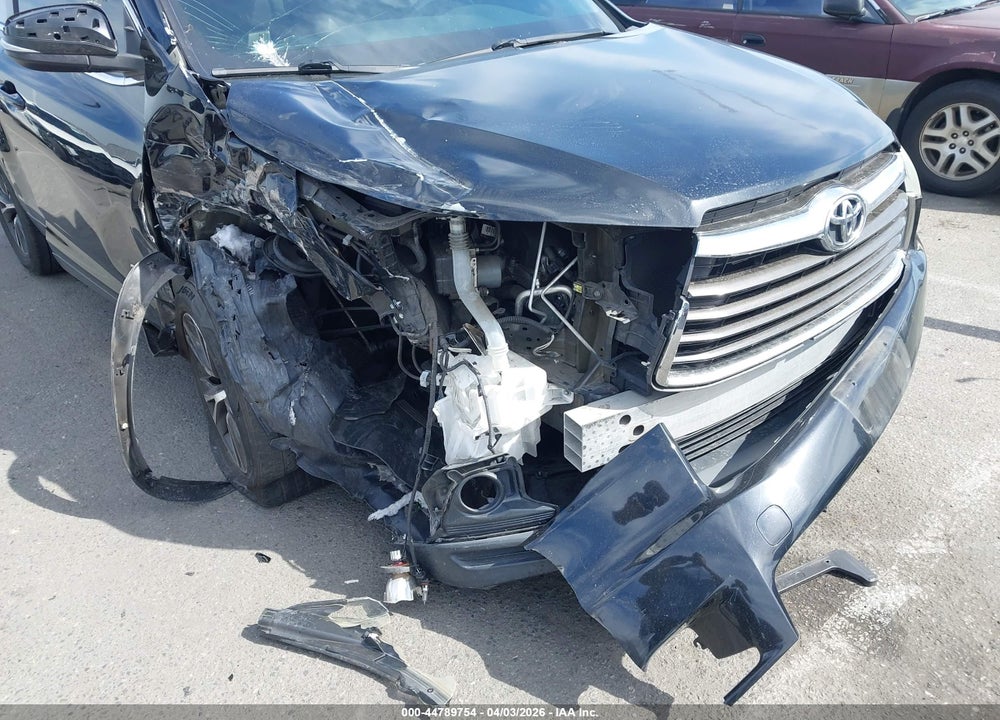 2016 TOYOTA HIGHLANDER XLE V6 VIN: 5TDKKRFH4GS507060