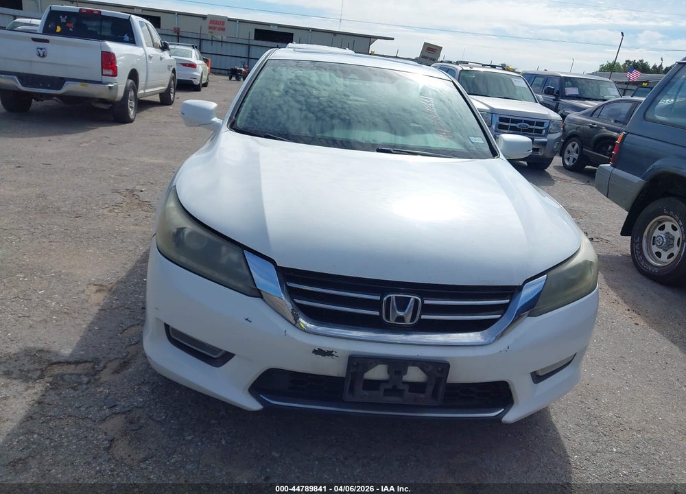 2013 HONDA ACCORD EX-L V-6 VIN: 1HGCR3F82DA014551