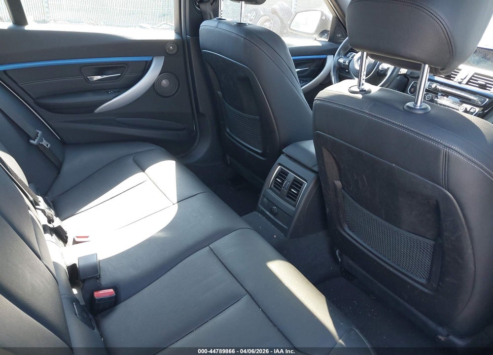2018 BMW 340I XDRIVE VIN: WBA8B7G5XJNU94747