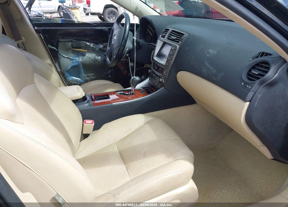 2007 LEXUS IS 250 VIN: JTHBK262X75033154