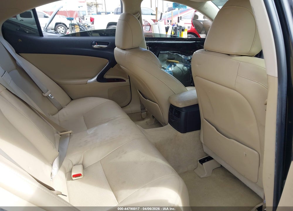 2007 LEXUS IS 250 VIN: JTHBK262X75033154