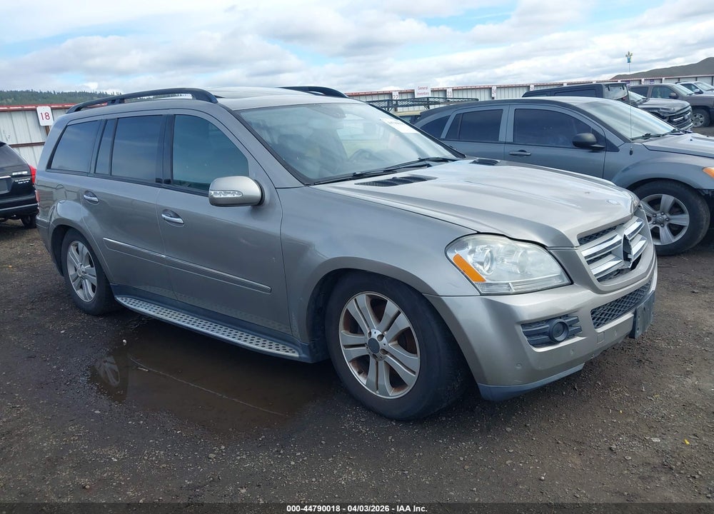 2008 MERCEDES-BENZ GL 450 4MATIC VIN: 4JGBF71E28A402453
