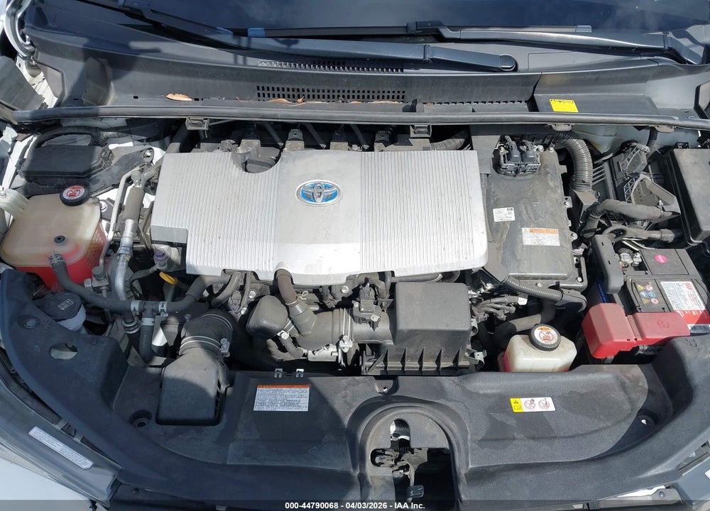 2018 TOYOTA PRIUS THREE VIN: JTDKARFU5J3056911