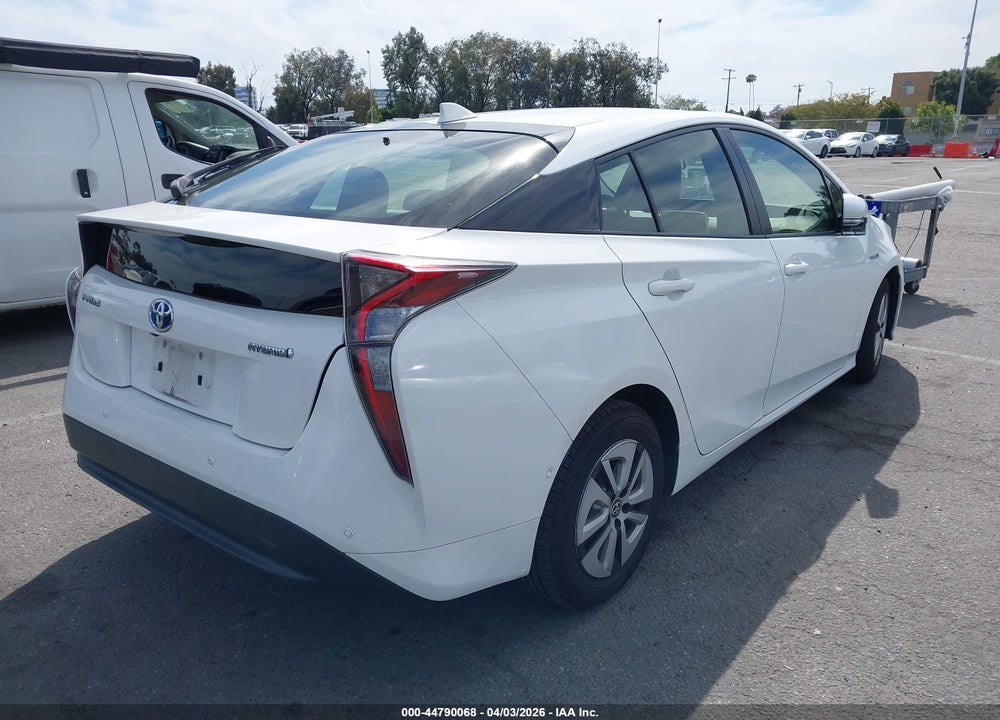 2018 TOYOTA PRIUS THREE VIN: JTDKARFU5J3056911