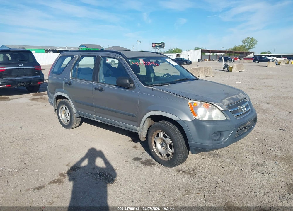 2005 HONDA CR-V LX VIN: JHLRD68535C016930