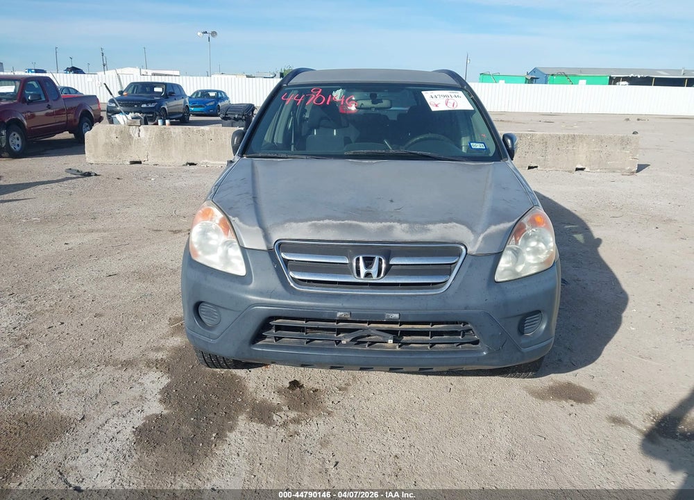 2005 HONDA CR-V LX VIN: JHLRD68535C016930