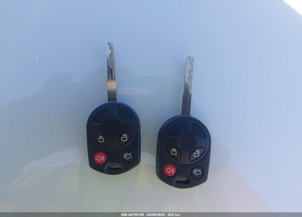 2018 FORD ESCAPE SEL VIN: 1FMCU9HD2JUA04800