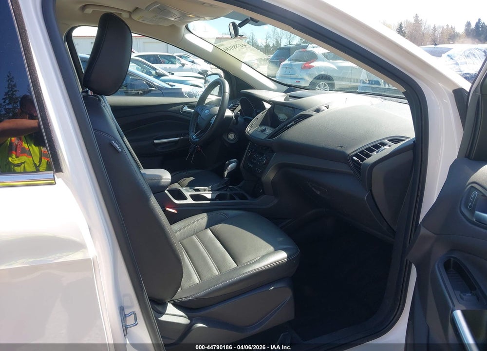 2018 FORD ESCAPE SEL VIN: 1FMCU9HD2JUA04800