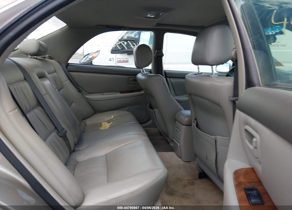 1997 LEXUS ES 300 VIN: JT8BF22G6V5012921