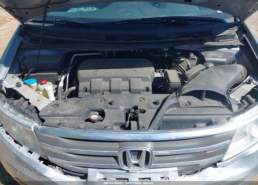 2011 HONDA ODYSSEY EX-L VIN: 5FNRL5H63BB096621