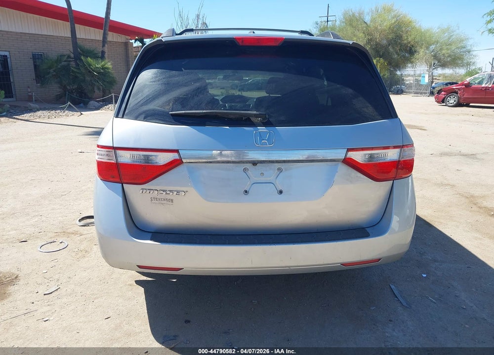 2011 HONDA ODYSSEY EX-L VIN: 5FNRL5H63BB096621