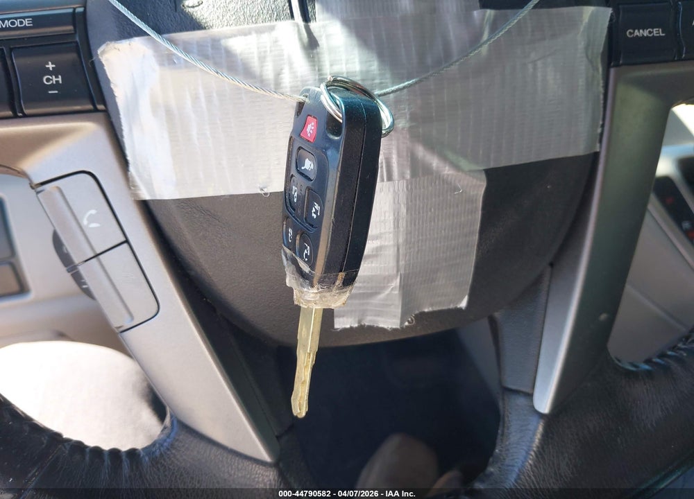 2011 HONDA ODYSSEY EX-L VIN: 5FNRL5H63BB096621