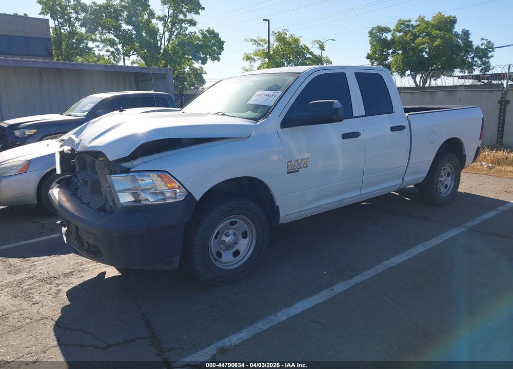2019 RAM 1500 CLASSIC TRADESMAN  4X4 6'4 BOX VIN: 1C6RR7FG8KS541824