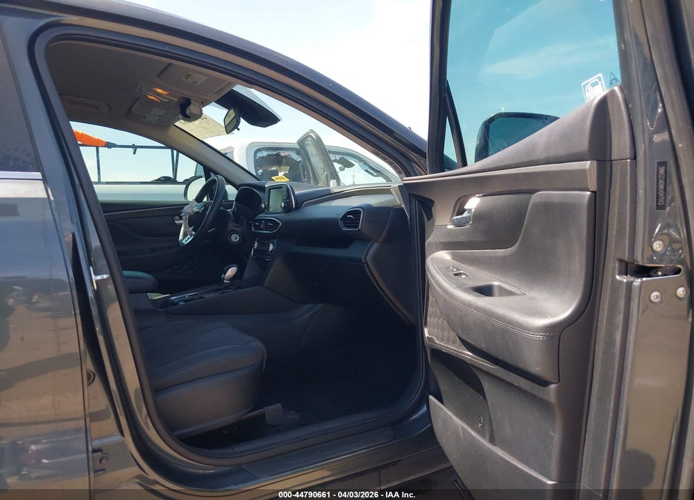 2019 HYUNDAI SANTA FE SE VIN: 5NMS23AD8KH047513