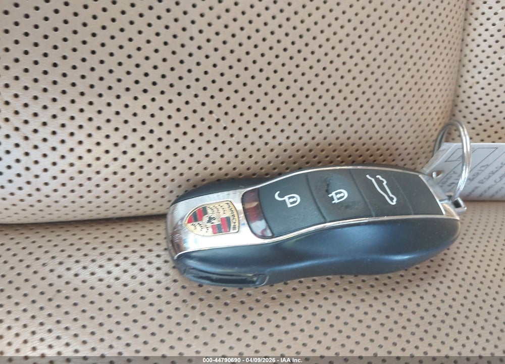 2013 PORSCHE CAYENNE S VIN: WP1AB2A22DLA86358