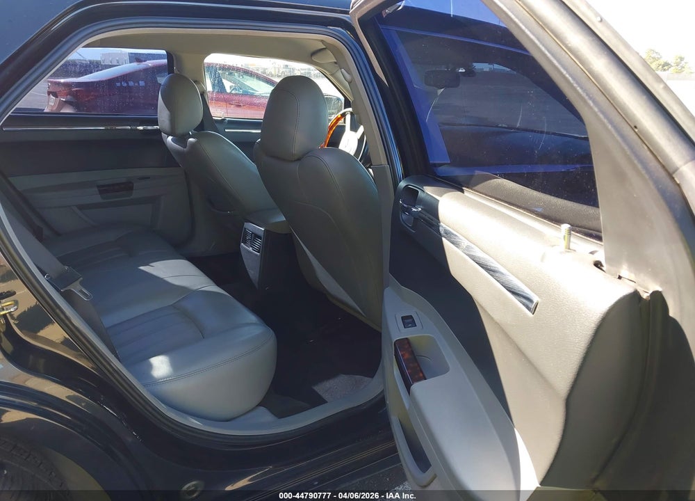 2006 CHRYSLER 300C VIN: 2C3KA63H86H248144