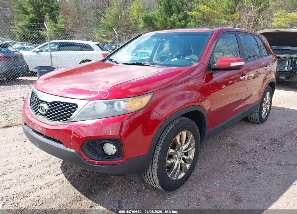 2011 KIA SORENTO EX V6 VIN: 5XYKU4A25BG016373