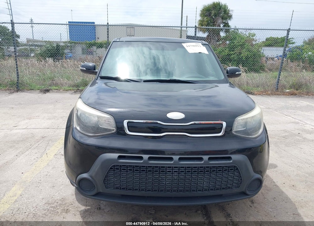 2014 KIA SOUL + VIN: KNDJP3A54E7023730
