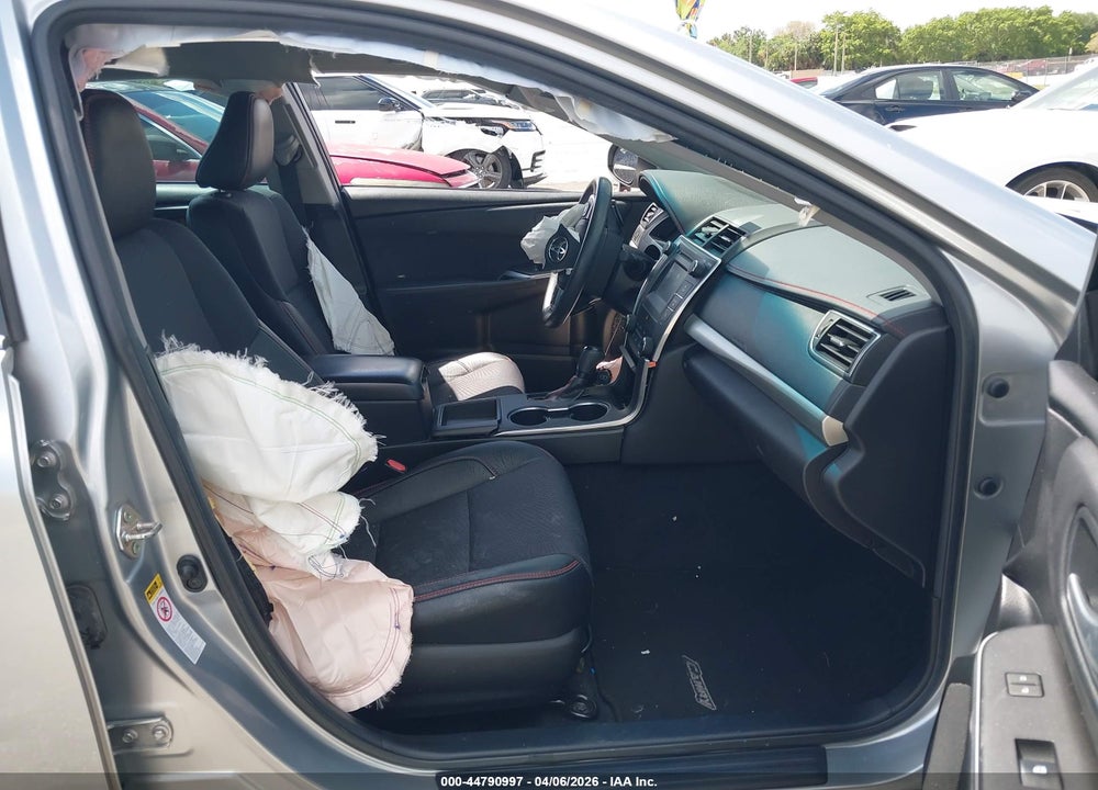 2017 TOYOTA CAMRY SE VIN: 4T1BF1FK4HU385455