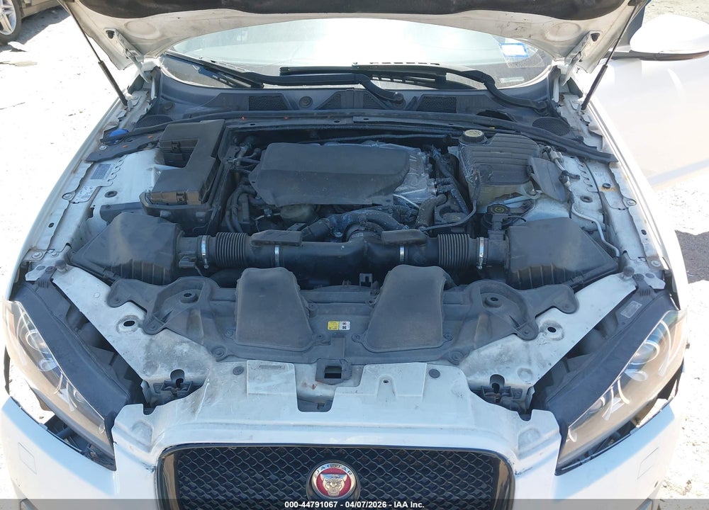 2014 JAGUAR XF V6 SC VIN: SAJWA0EX8E8U33332