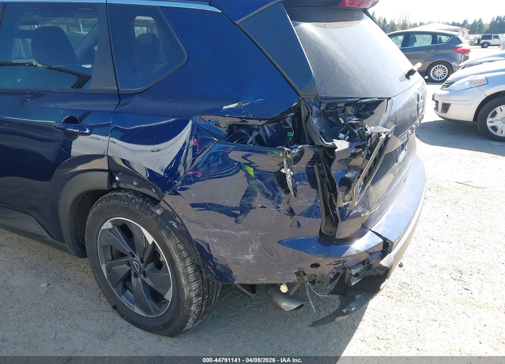 2025 NISSAN ROGUE SV FWD VIN: 5N1BT3BA4SC771517