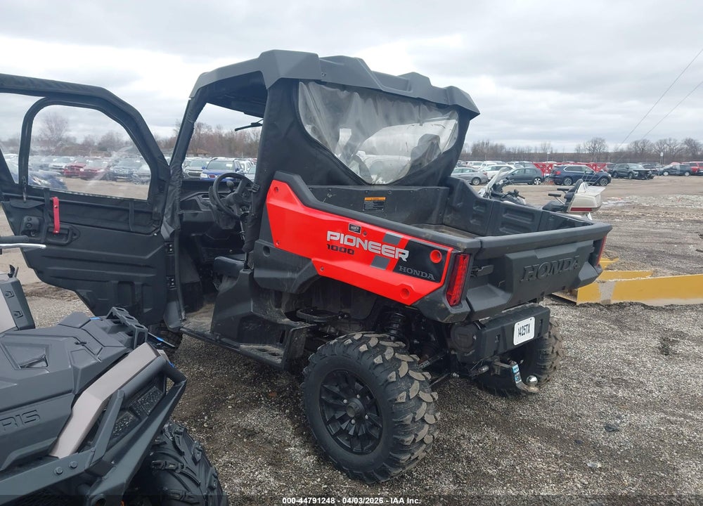 2022 HONDA SXS1000 M3 VIN: 1HFVE04B3N4600066