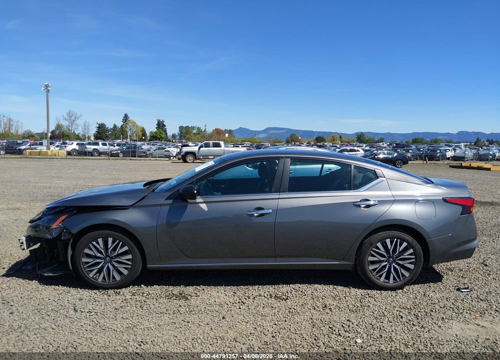 2024 NISSAN ALTIMA SV FWD VIN: 1N4BL4DV7RN385124