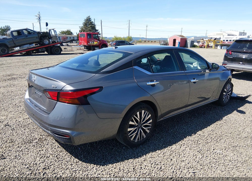 2024 NISSAN ALTIMA SV FWD VIN: 1N4BL4DV7RN385124