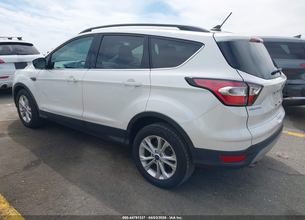 2018 FORD ESCAPE SEL VIN: 1FMCU0HD2JUA37307