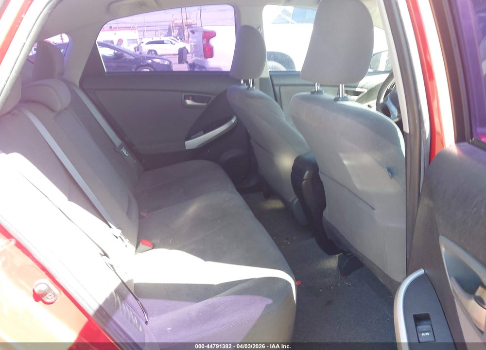 2014 TOYOTA PRIUS TWO VIN: JTDKN3DU6E1741022