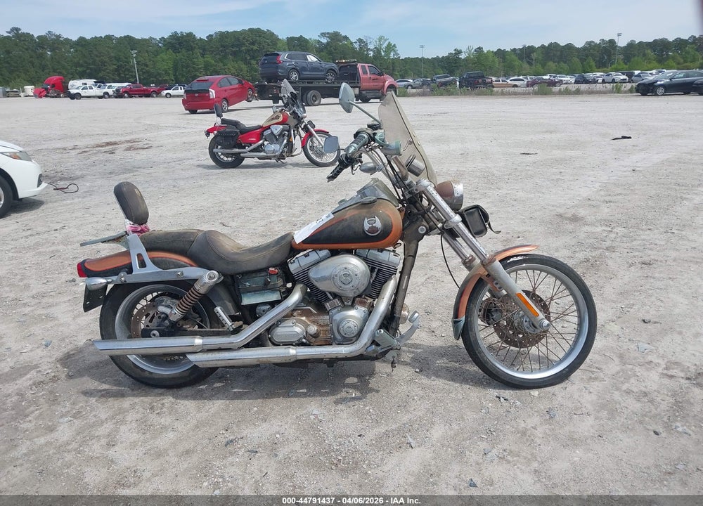 2008 HARLEY-DAVIDSON FXDWG 105TH ANNIVERSARY EDITION VIN: 1HD1GP4498K305386