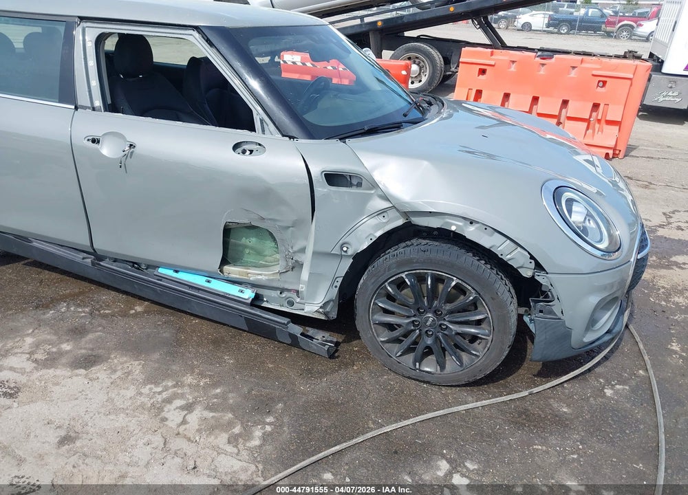 2020 MINI CLUBMAN COOPER S VIN: WMWXJ1C0XL2M90840