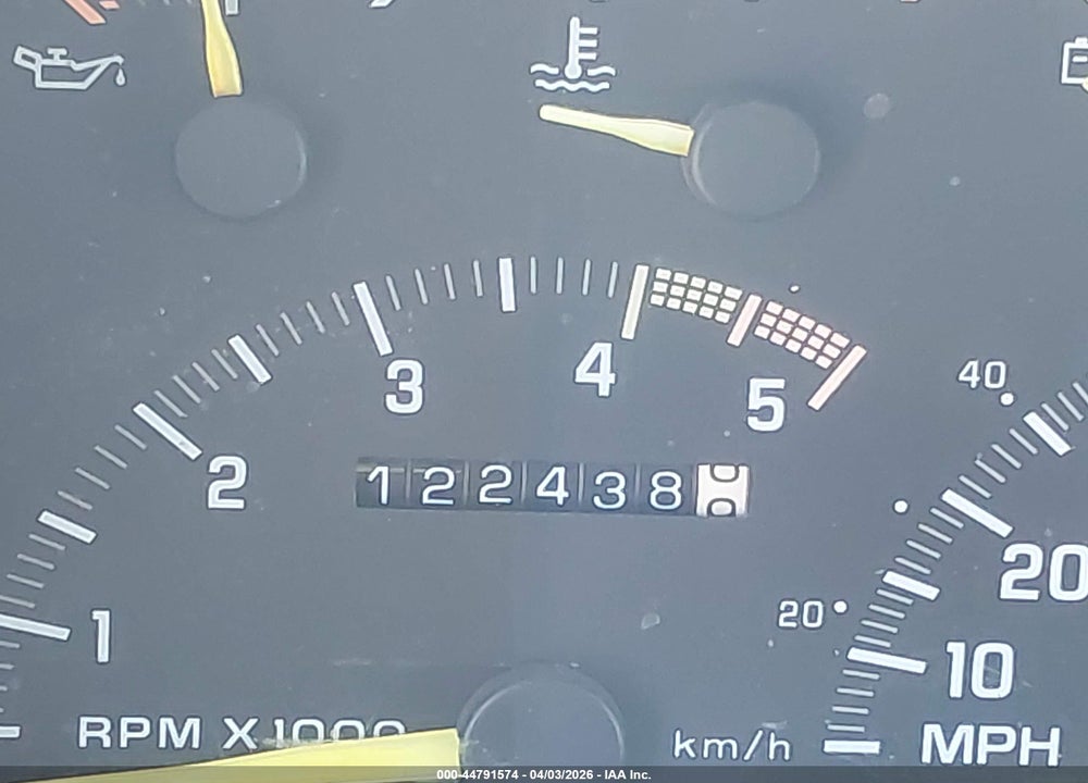 1992 CHEVROLET SUBURBAN K2500 VIN: 1GNGK26K5NJ322123