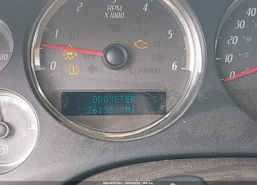 2007 GMC YUKON DENALI VIN: 1GKFK63877J212704