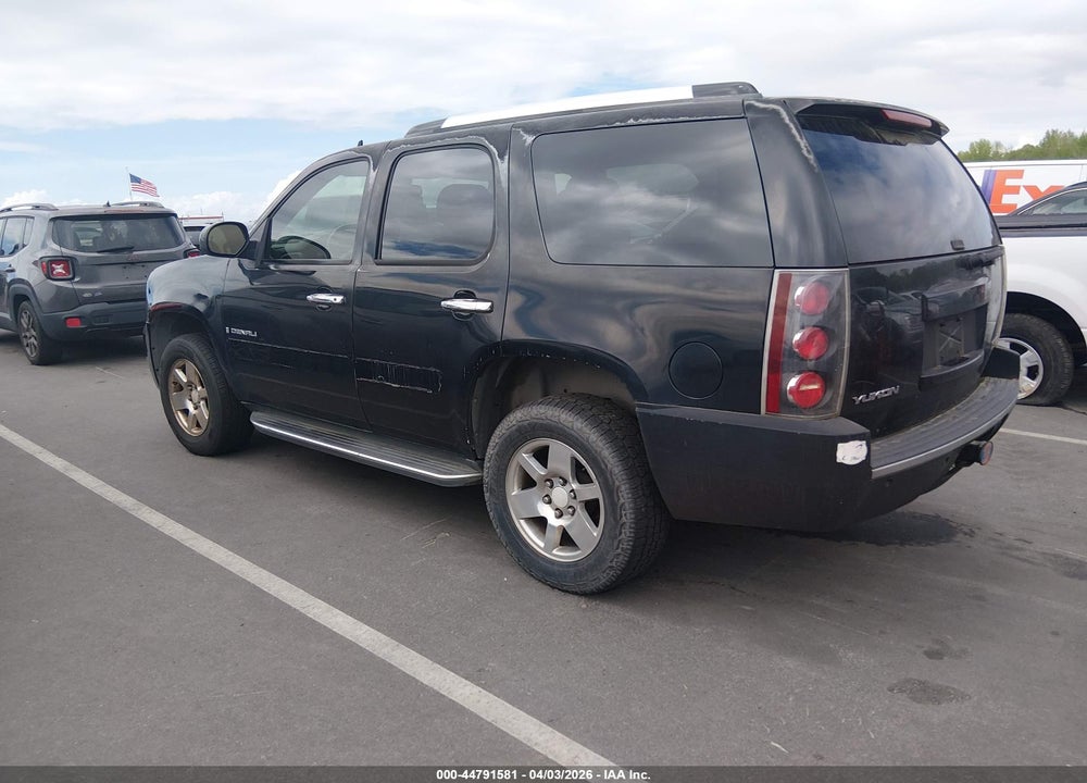 2007 GMC YUKON DENALI VIN: 1GKFK63877J212704