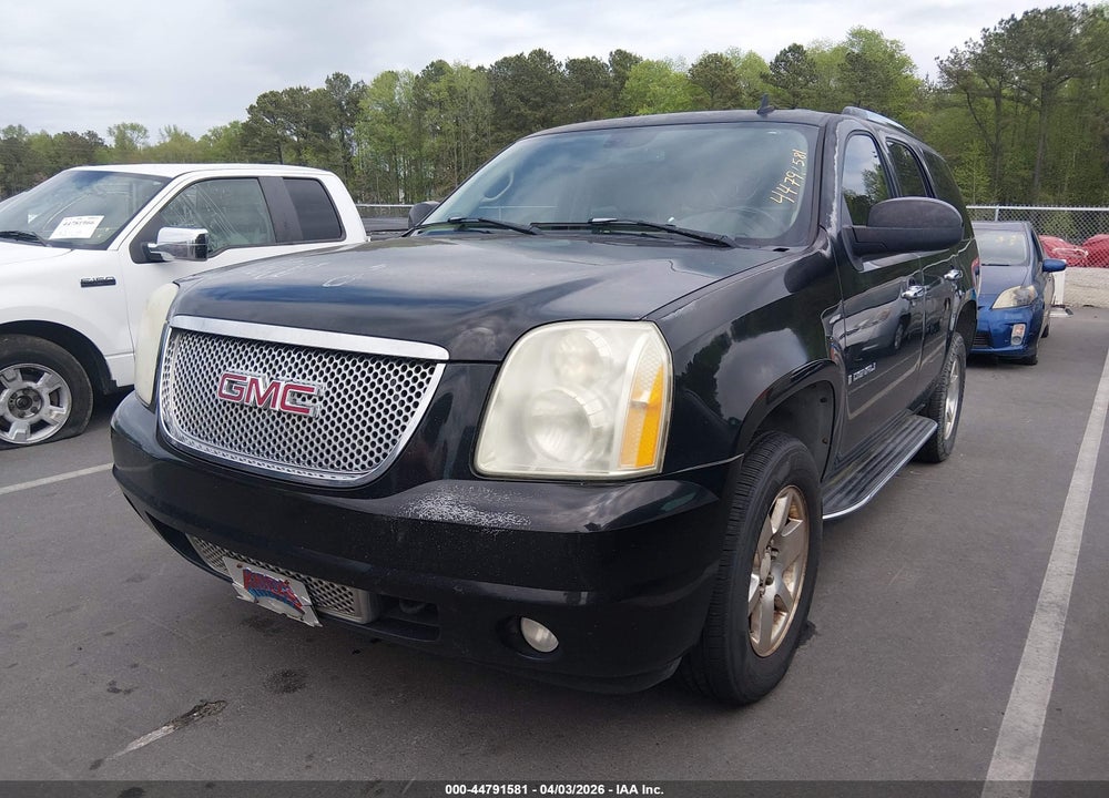 2007 GMC YUKON DENALI VIN: 1GKFK63877J212704