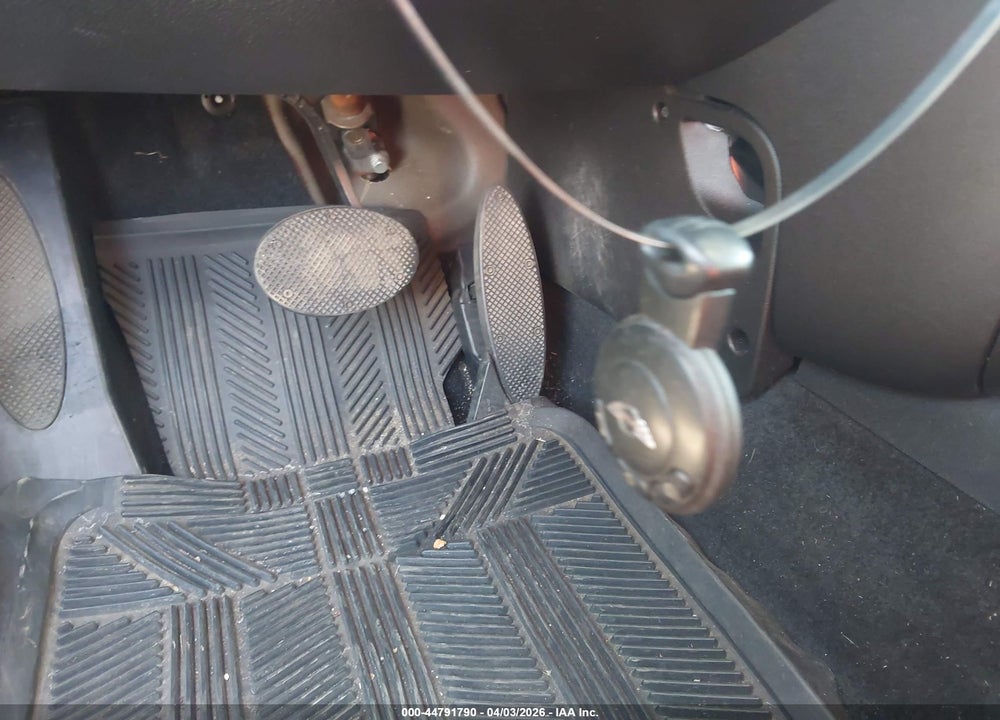 2013 MINI HARDTOP COOPER VIN: WMWSU3C57DT546446
