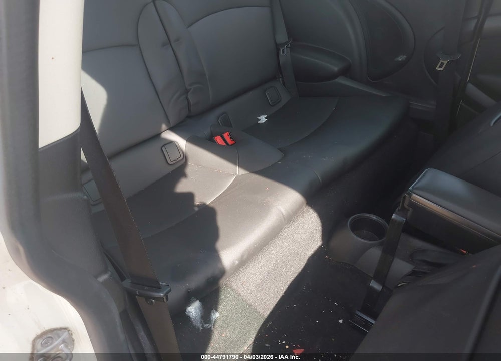 2013 MINI HARDTOP COOPER VIN: WMWSU3C57DT546446