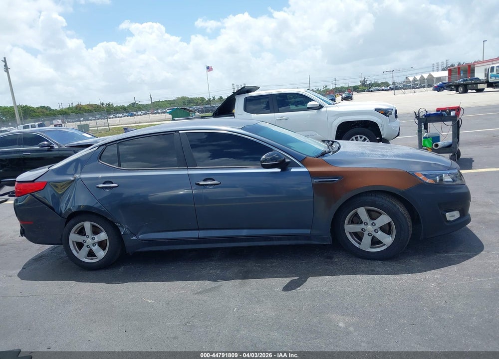 2015 KIA OPTIMA LX VIN: KNAGM4A7XF5553835
