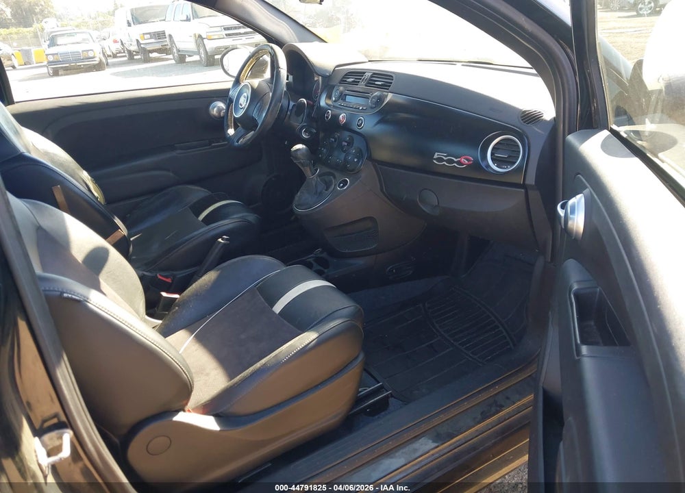 2014 FIAT 500C GQ EDITION VIN: 3C3CFFJH6ET190193