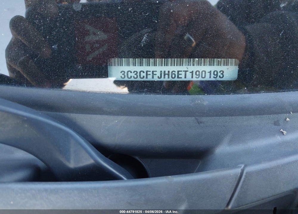 2014 FIAT 500C GQ EDITION VIN: 3C3CFFJH6ET190193