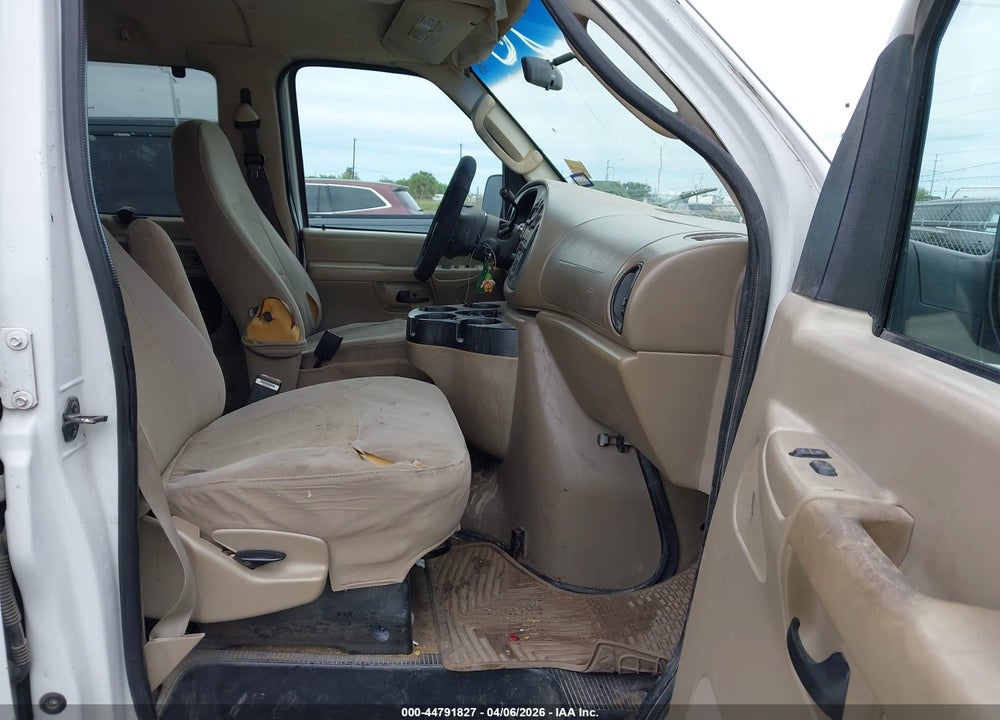 2007 FORD E-350 SUPER DUTY XL/XLT VIN: 1FBSS31L97DA29209
