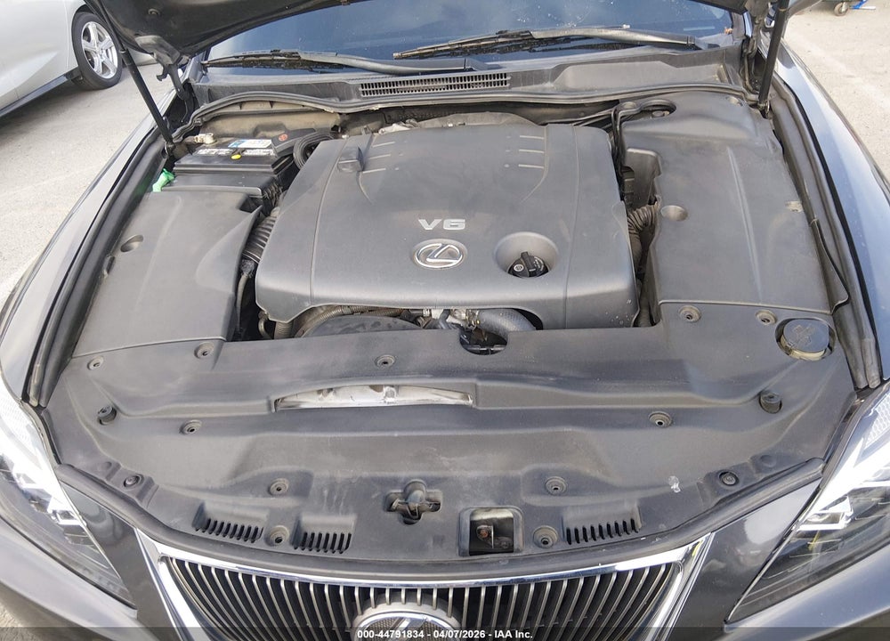 2008 LEXUS IS 250 VIN: JTHBK262885068275