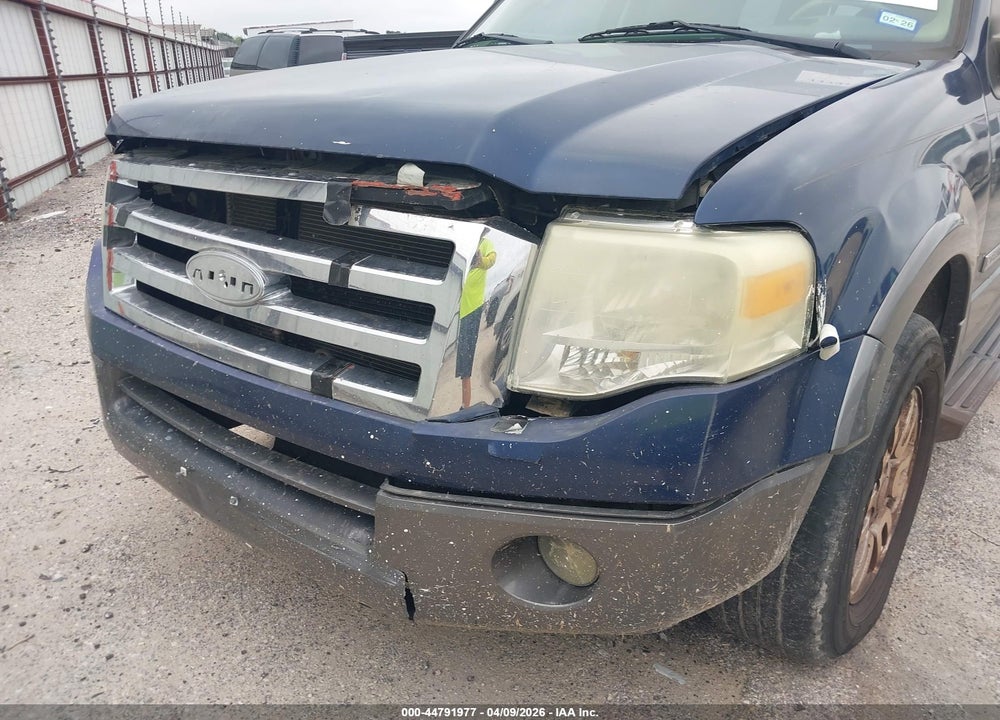 2007 FORD EXPEDITION XLT VIN: 1FMFU15597LA90018