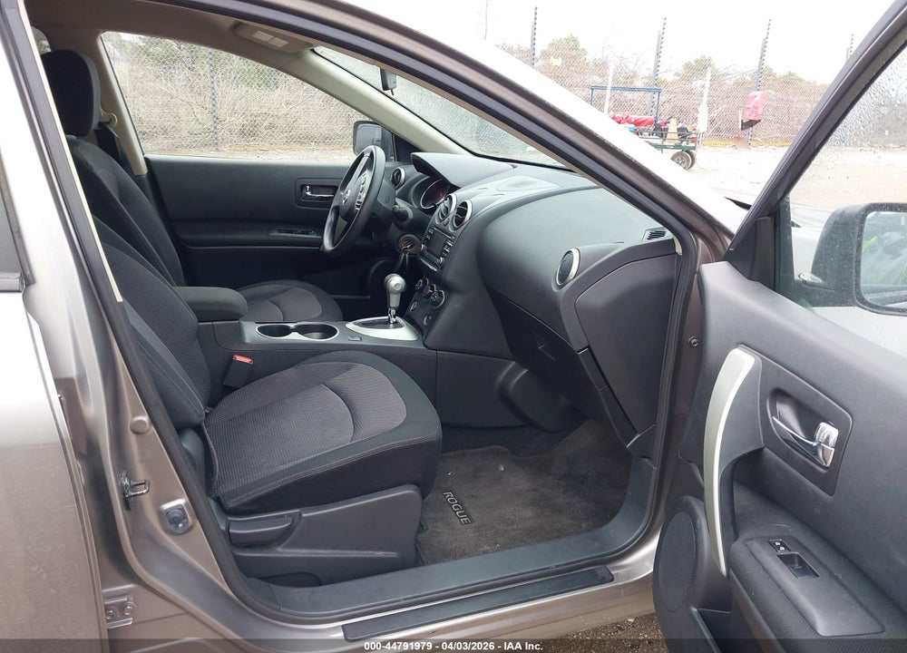 2013 NISSAN ROGUE SV VIN: JN8AS5MV6DW602362
