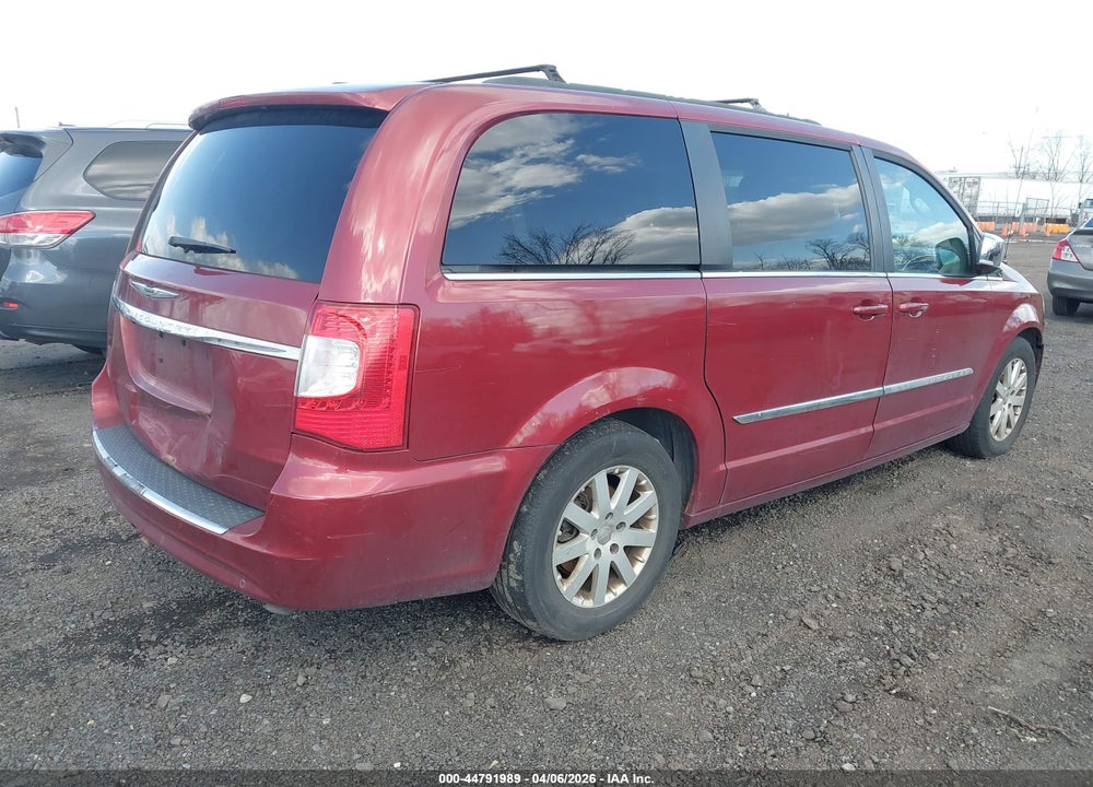 2011 CHRYSLER TOWN & COUNTRY TOURING-L VIN: 2A4RR8DG7BR745544