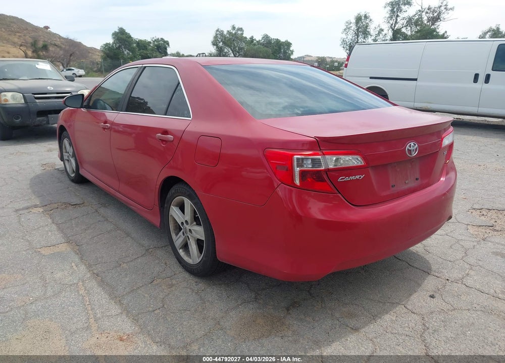 2013 TOYOTA CAMRY SE VIN: 4T1BF1FK5DU720393