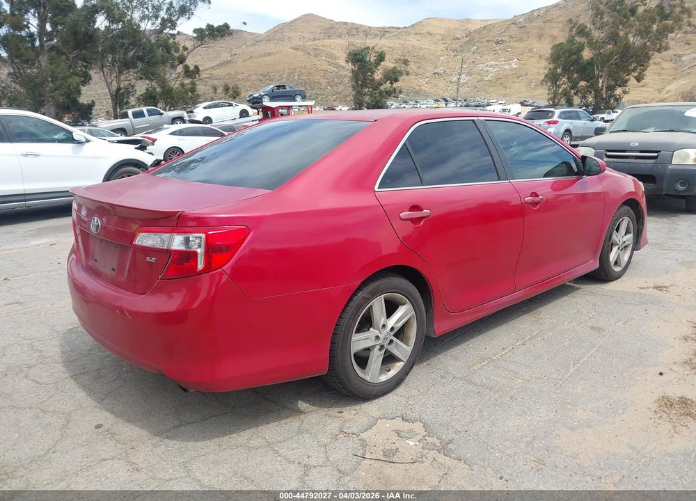 2013 TOYOTA CAMRY SE VIN: 4T1BF1FK5DU720393