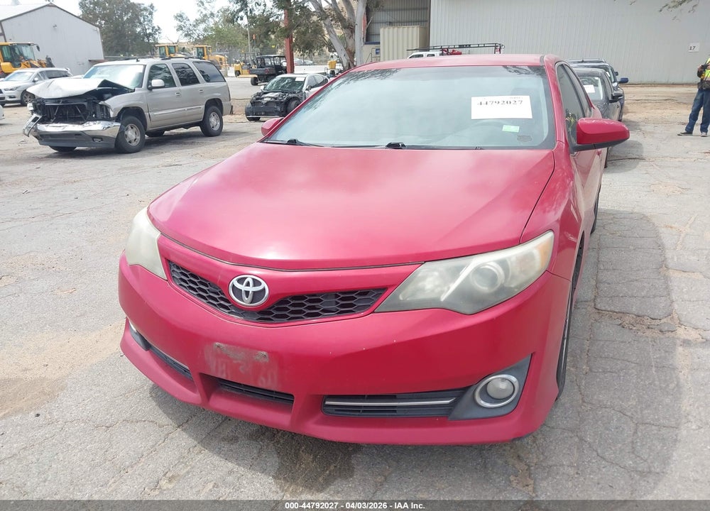 2013 TOYOTA CAMRY SE VIN: 4T1BF1FK5DU720393