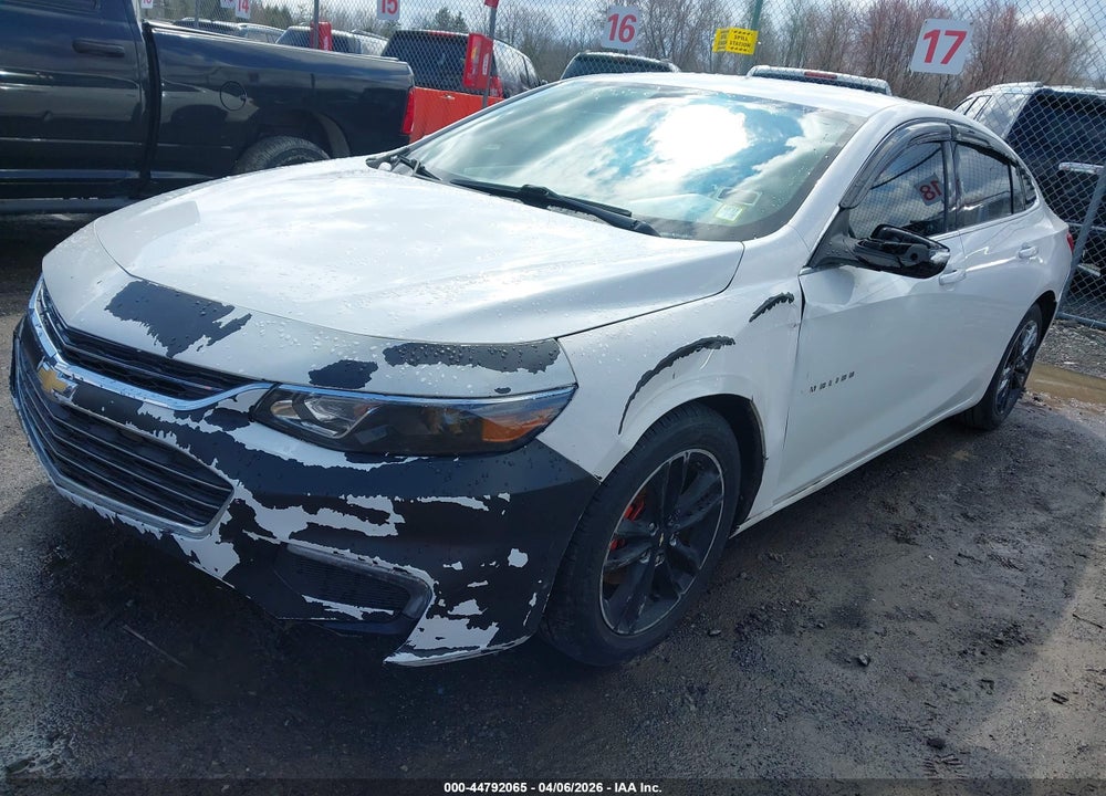2018 CHEVROLET MALIBU LT VIN: 1G1ZD5ST8JF188211